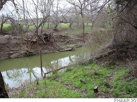 3rd image of Moccasin Bend Rd