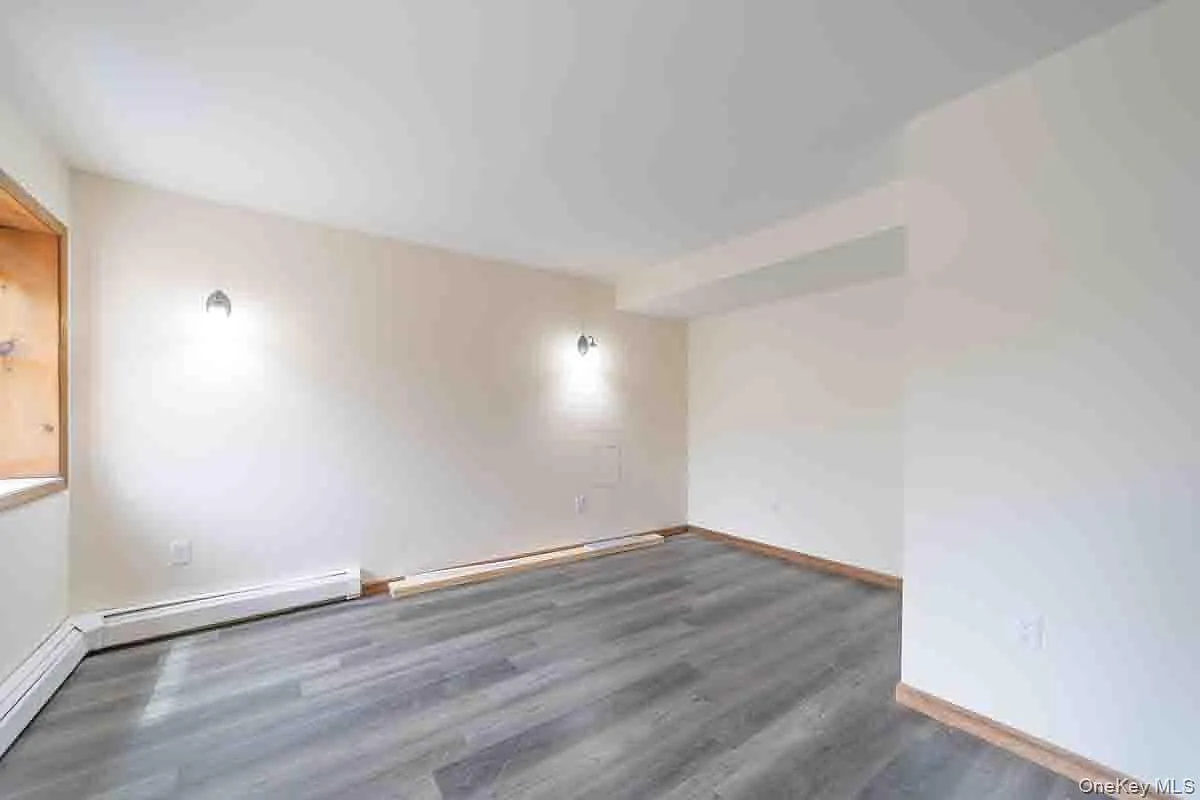 Building Photo - 126 Red Top Rd #B
