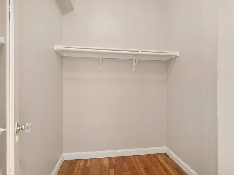 1520 Gough Street — Photo 28