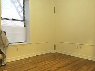 Rented by Stuart Eisenberger, LREB