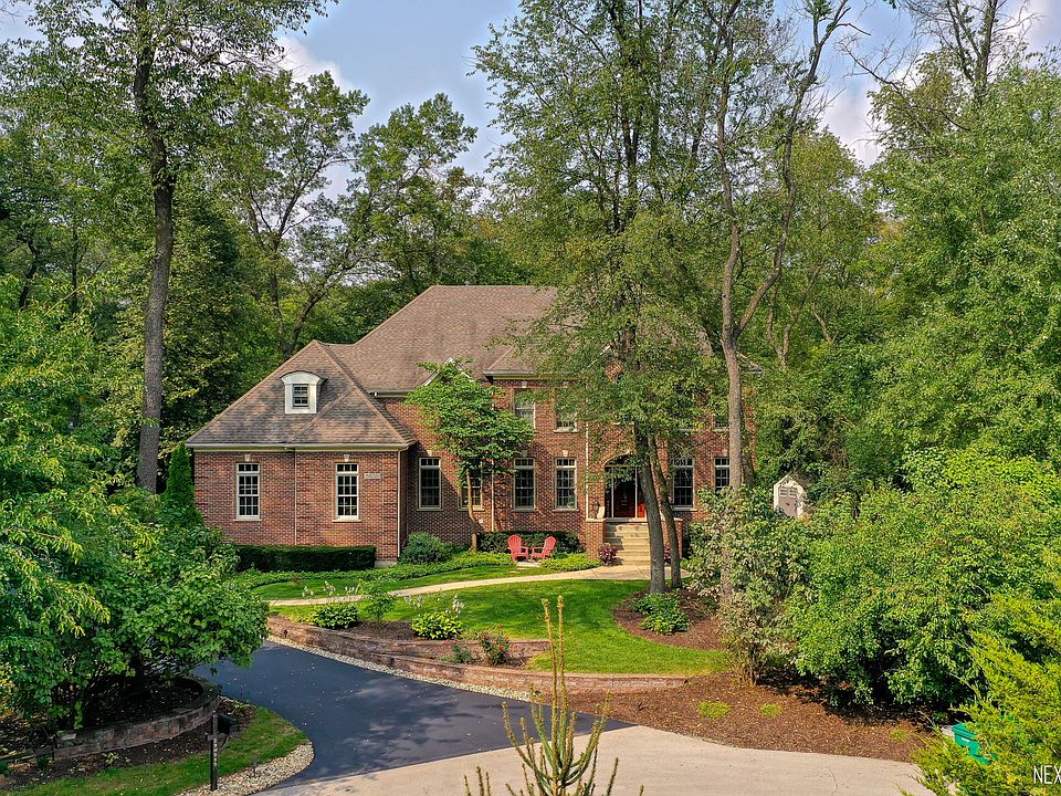 1st image of 29W050 Forest Ln