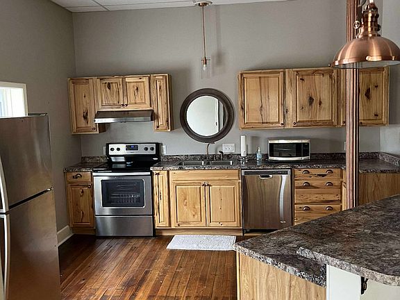 3rd image of 301 E Broadway St #A