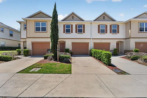 3842 Hampstead Ln Photo 1