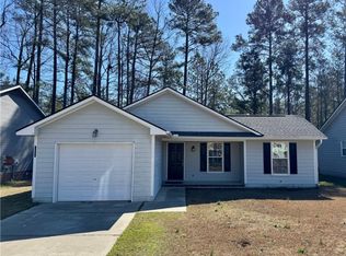 2924 Copenhagen Dr, Fayetteville, NC 28301