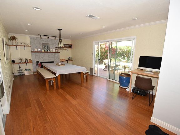 3rd image of 306 N Saticoy Ave