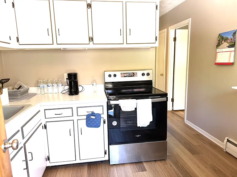 72 W Shore Rd #207 — Photo 4