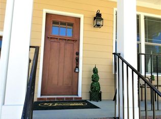 300 Lena Cir, Chapel Hill, NC 27516