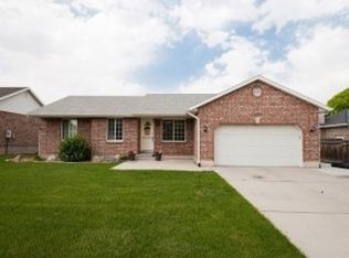 2634 W Dry Creek Dr, Riverton, UT 84065
