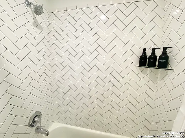 1809 Nettletree Rd — Photo 40