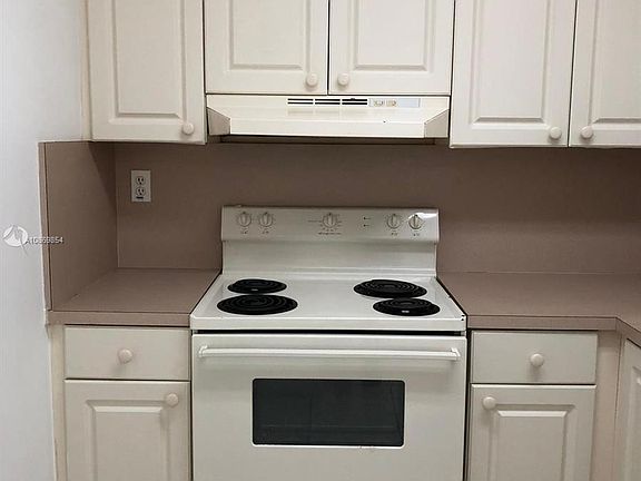 4th image of 3201 W Flagler St APT 108