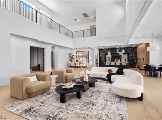 701 Canyon Greens Dr, Las Vegas, NV 89144