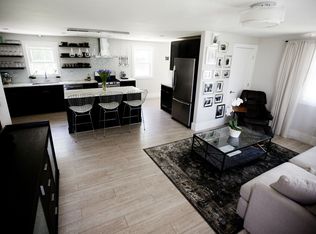 12 Back River Rd, Amesbury, MA 01913