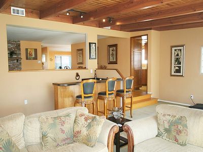 900 Andover Dr, Burbank, CA, 91504