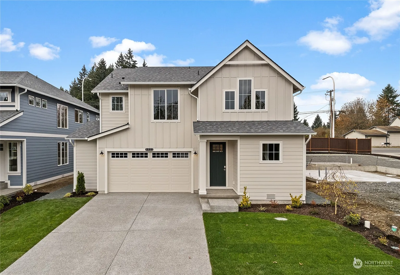 6625 Percy Lane SE photo 1