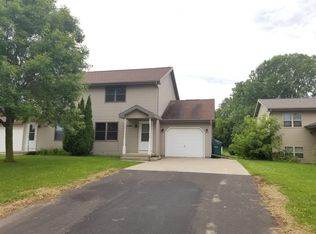 3403 N Gillett St, Appleton, WI 54914
