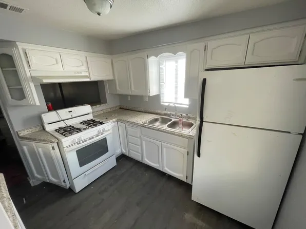 1053 D St, Brawley, CA 92227