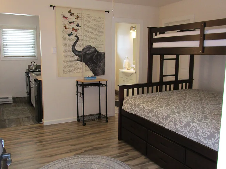 408 Main St #5 — Photo 6