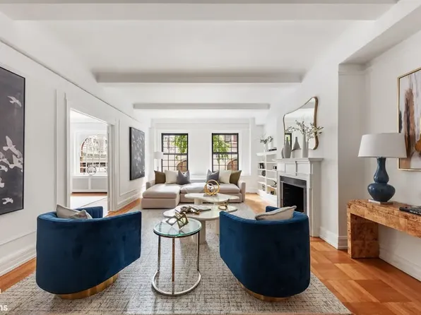 129 East 69th Street image 2 of 10