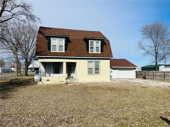 2525 Lakeview Ave, Saint Joseph, MO 64504