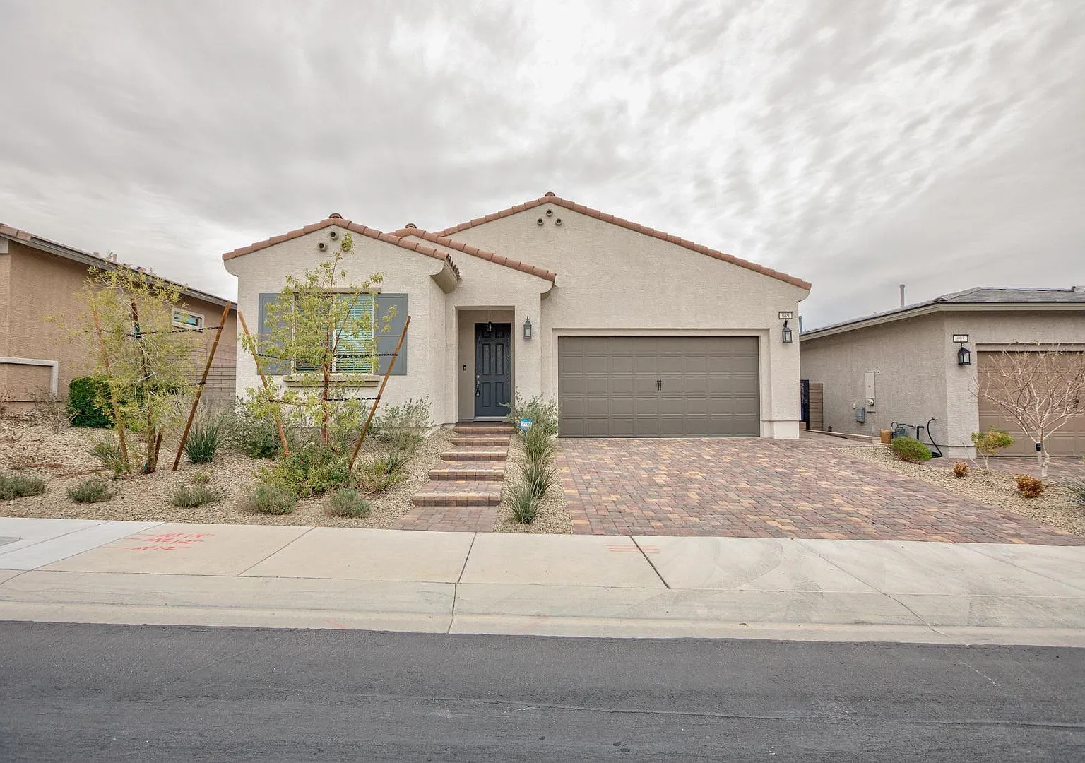 55+ Guard-Gated Home Move-In Ready — Photo 1