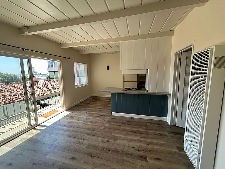 320 San Antonio Ave #320 — Photo 7
