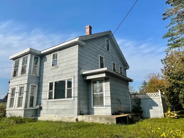 55 Railroad Avenue, Seabrook, NH 03874