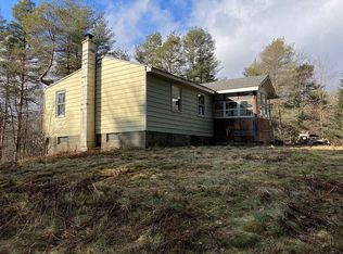 9880 Vermont Hill Rd, Holland, NY 14080