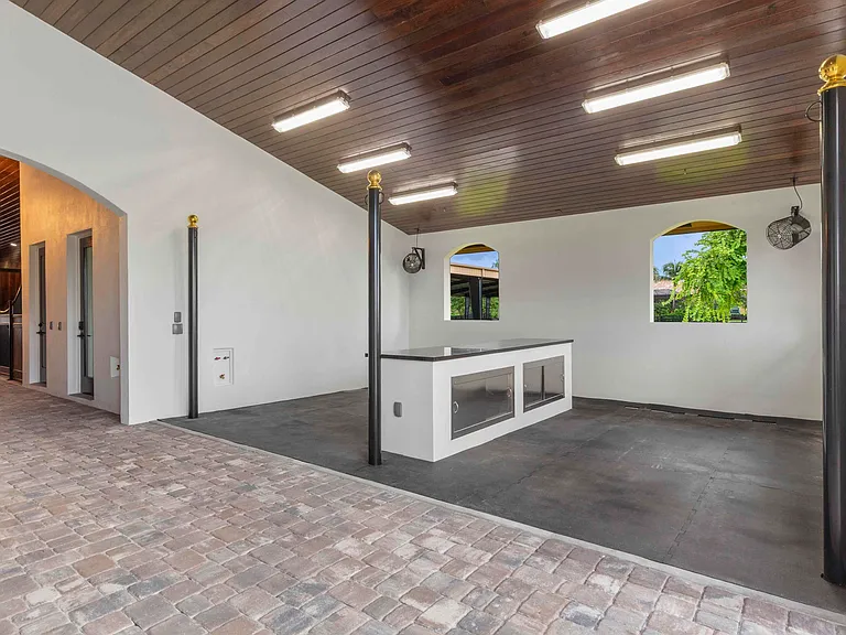 4985 Stables Way — Photo 56