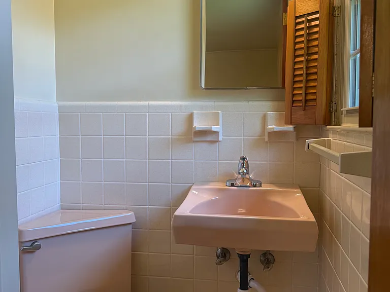 3841 N Highway 101 — Photo 13