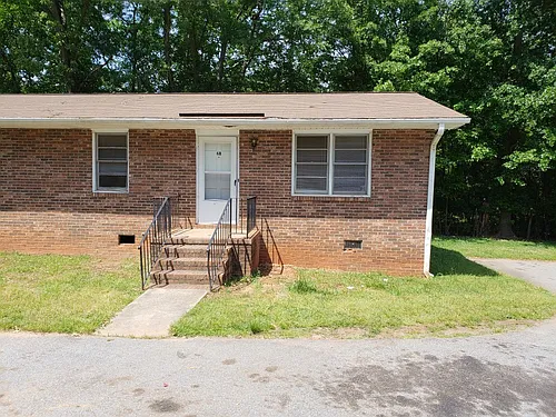 11 Eldorado Dr #6B Photo 1