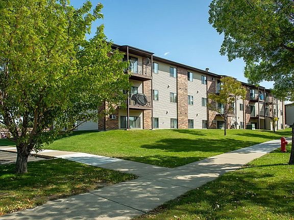 2nd image of 2909 Ohio St #1