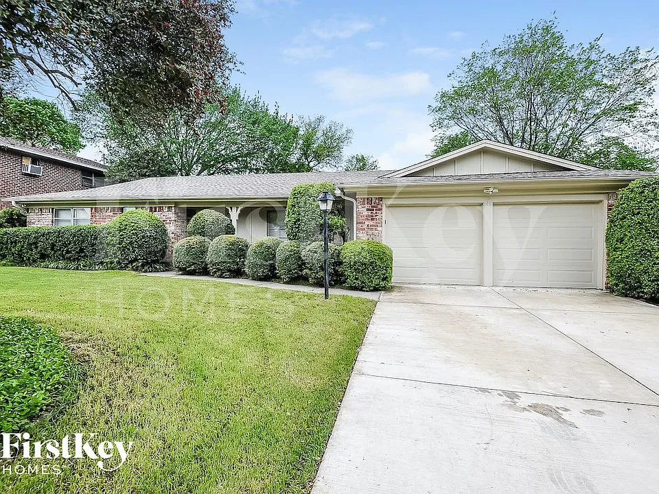 5632 Wonder Dr