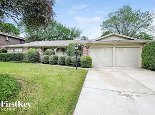 5632 Wonder Dr, Fort Worth, TX 76133