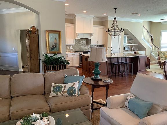 2nd image of 133 Waters Edge Dr N