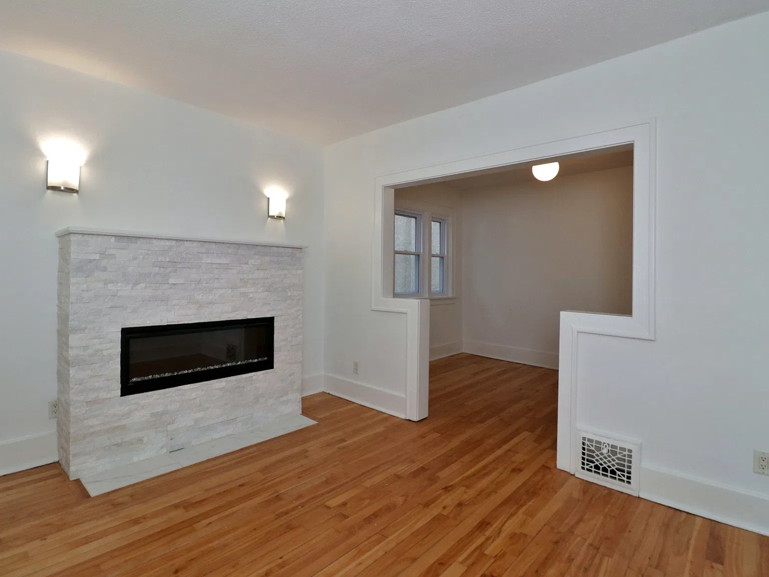 52 Pinehurst Avenue — Photo 2