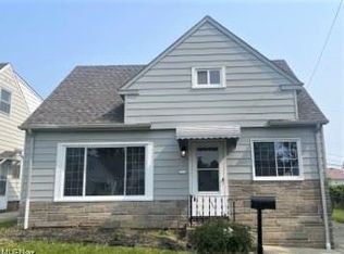 7702 Newport Ave, Parma, OH 44129