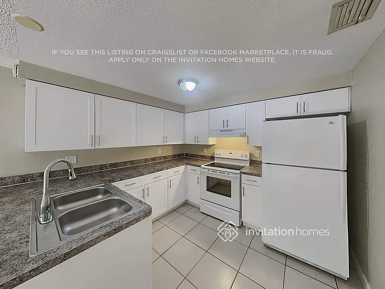 16123 Sandcrest Way — Photo 5