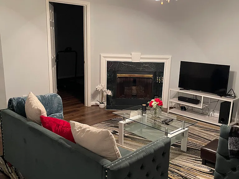 8809 Stoneridge Cir #T-2 — Photo 13