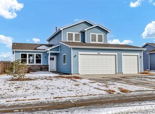 208 S 2nd Ave, Deer Trail, CO 80105
