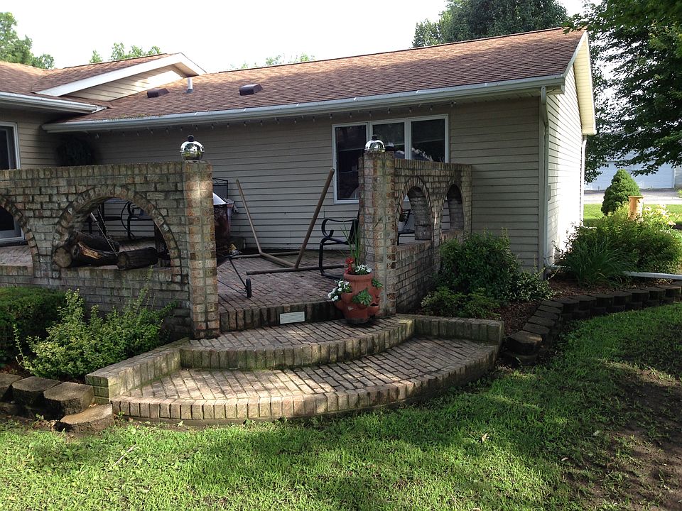 2nd image of 101 Kathy Ct