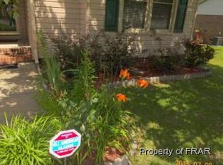 5017 Pinewood Dr, Hope Mills, NC 28348