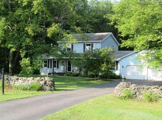 36 Rose Ln, Honesdale, PA 18431