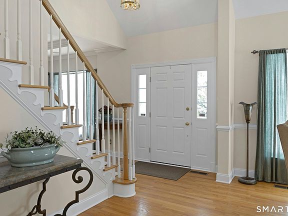 2nd image of 638 Danbury Road #9