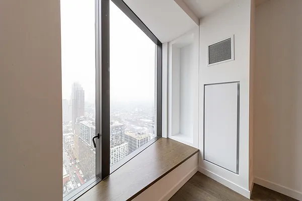 Rented by Spire Group | media 18