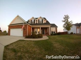 112 Oakshire Dr E, Glen Carbon, IL 62034