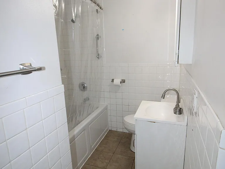 83 Devon St #1 — Photo 11