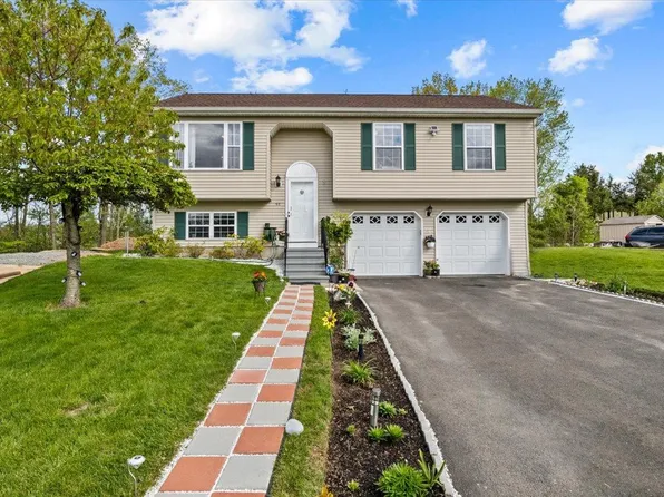 52 Brentwood Ln, Windsor, CT 06095