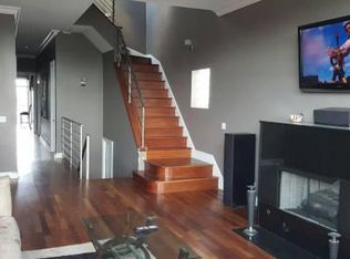 1426 W Irving Park Rd APT 4, Chicago, IL 60613