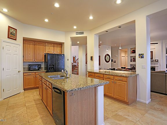4th image of 10849 E Jasmine Dr