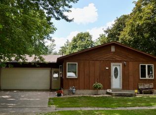 305 S 1st St, Terril, IA 51364